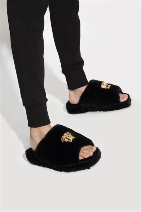 versace slippers dames zwart|female Versace slippers.